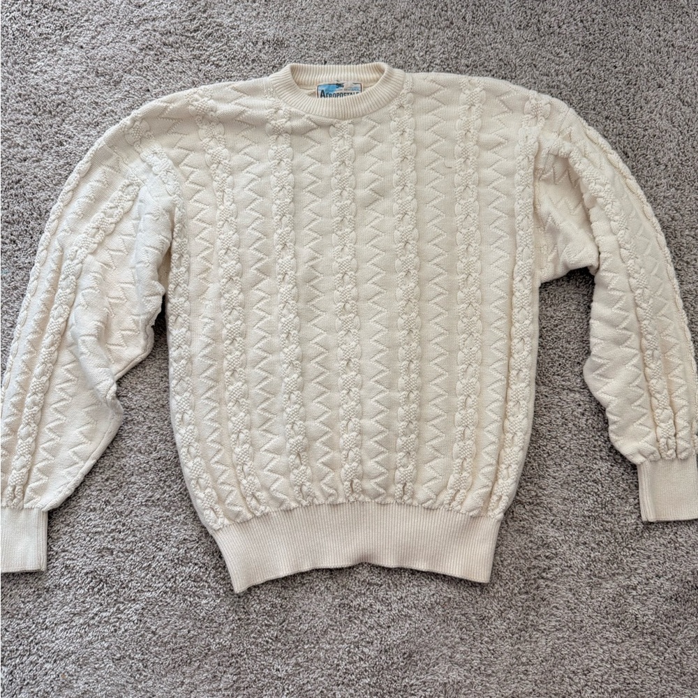 Vintage 100% Cotton Aeropostale sweater, featuring 80’s “Compagnie Generale” tag